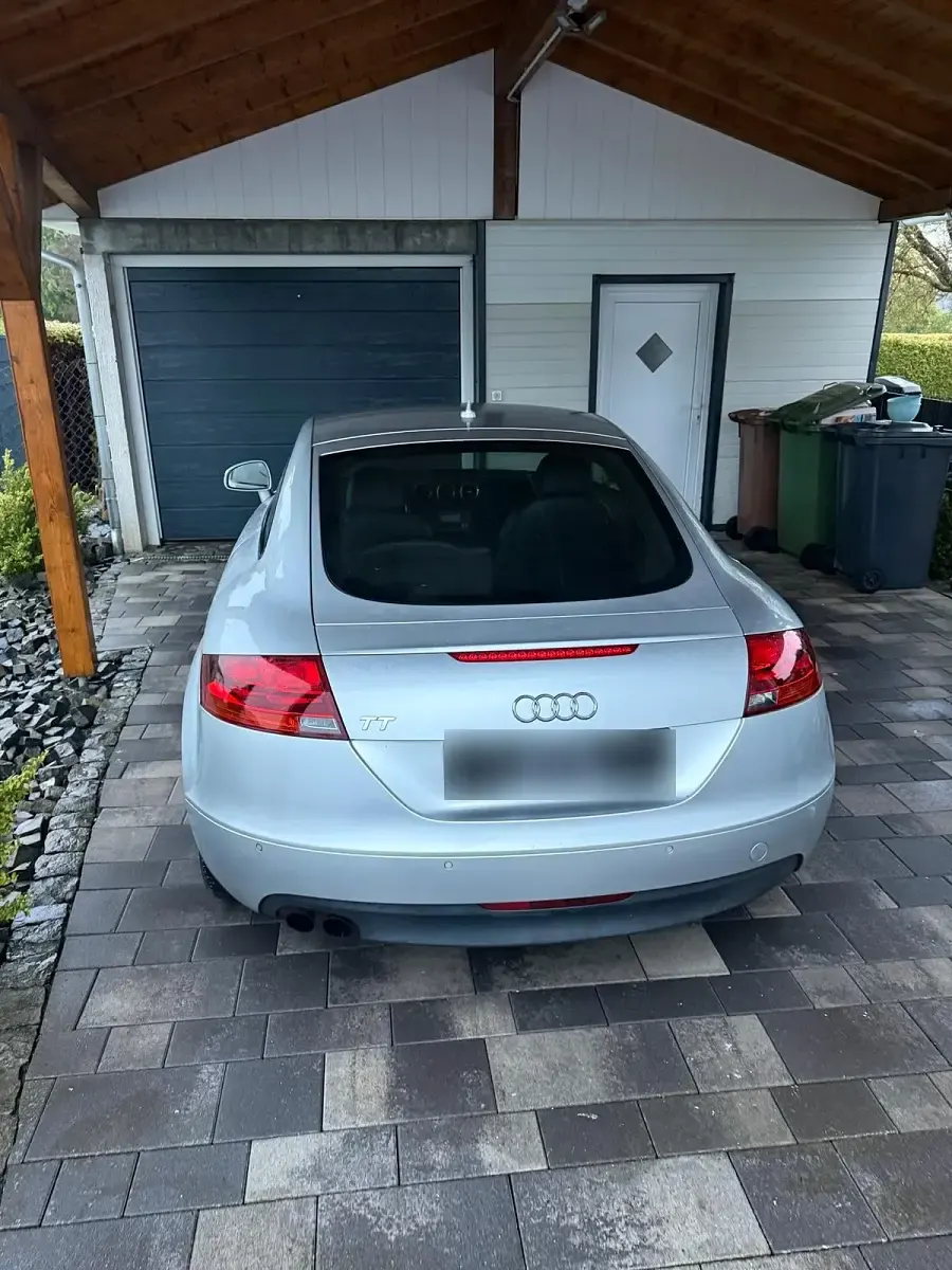 Gebraucht Audi TT Basis 200 PS (147 kW) 2008 Silber Coupé