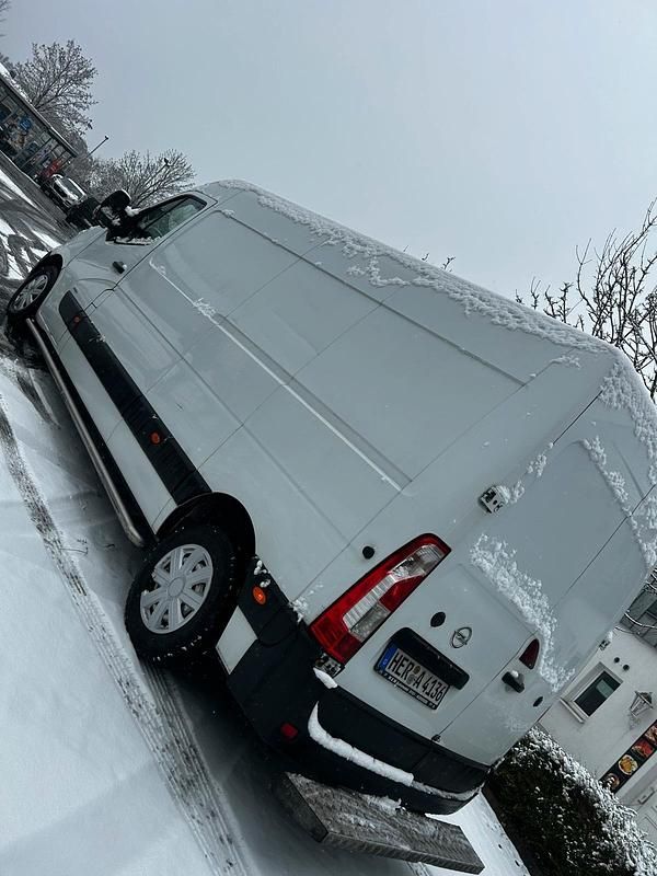 Gebraucht Opel Movano 136 PS (100 kW) 2018 Weiß Van / Kleinbus