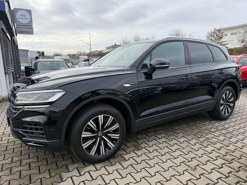 Gebraucht VW Touareg 340 PS (250 kW) 2022 Schwarz SUV