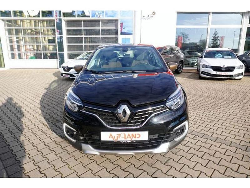 Gebraucht Renault Captur 118 PS (86 kW) 2017 Black pearl+chocolat brown (metallic) SUV