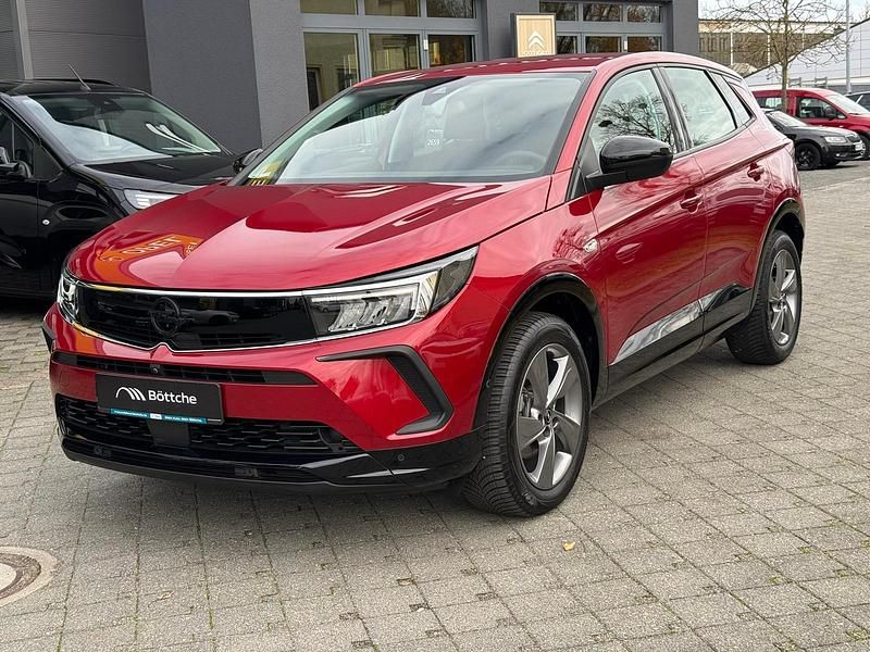 Lackierung bright red/metallic klarlack Gebraucht 2024 Opel Grandland X GS Line SUV | 25.950 € (Fairer Preis) - Bild 1/4