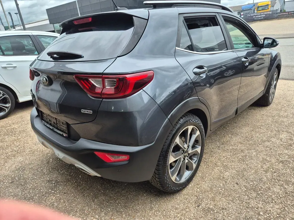 Gebraucht Kia Stonic Edition 7 110 PS (80 kW) 2018 Grau SUV