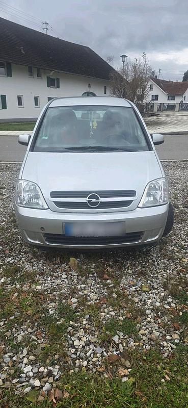 Silber Gebraucht 2004 Opel Meriva Van / Kleinbus | 600 € (Superpreis) - Bild 1/4