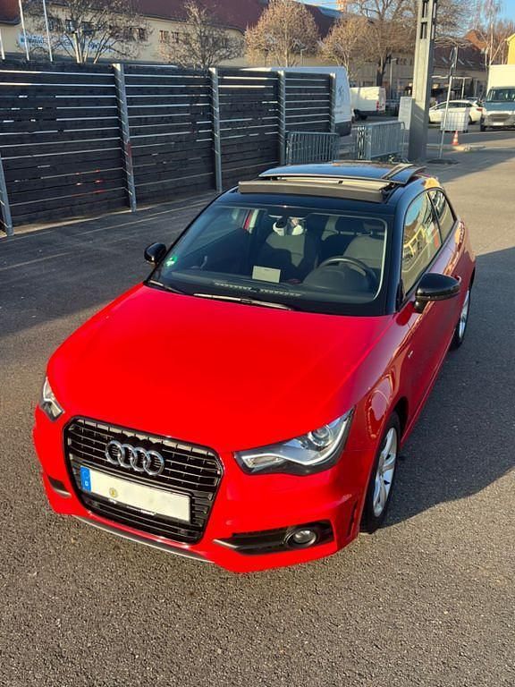 Gebraucht Audi A1 S-Line 86 PS (63 kW) 2013 Rot Kleinwagen
