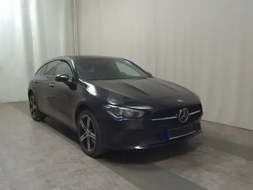 Gebraucht Mercedes CLA250e Shooting Brake Progressive 218 PS (160 kW) 2023 Schwarz Kombi