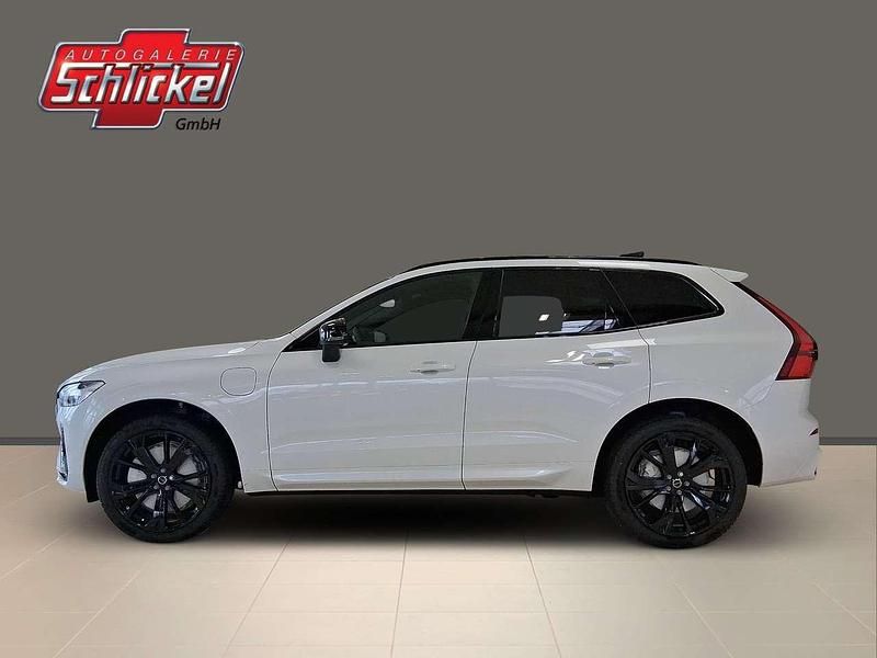 Neu Volvo XC60 Plus 349 PS (256 kW) 2026 Crystal white / metallic SUV