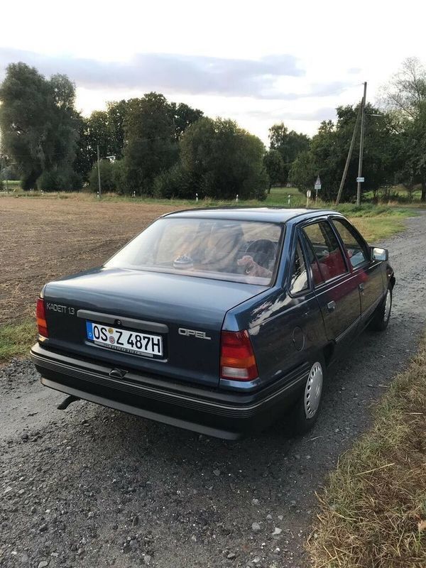 Verkauft Opel Kadett E Stufenheck Tüv ., gebraucht 1987, 119.720 km in  Niedersachsen - O...