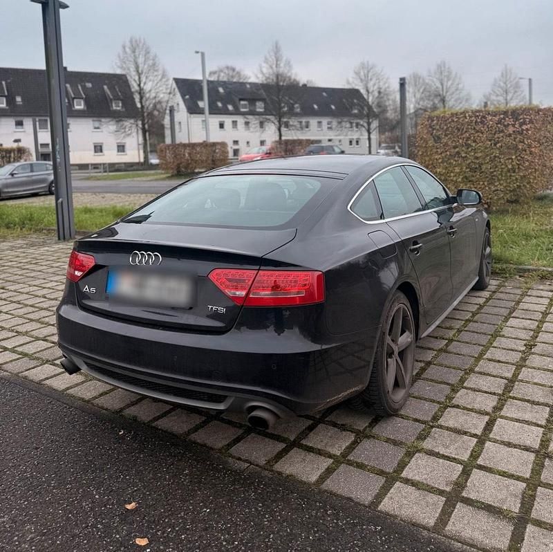 Schwarz Gebraucht 2011 Audi A5 Limousine | 9.000 € (Superpreis) - Bild 1/2