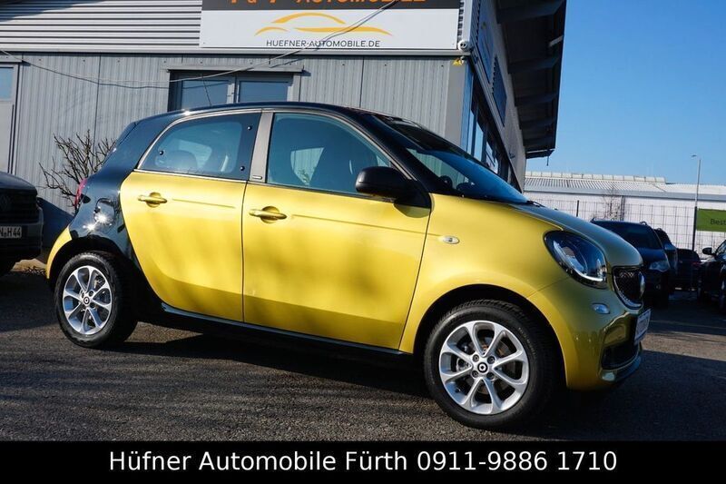 Gold Gebraucht 2017 Smart ForFour Passion Kleinwagen | 12.555 € (Fairer Preis) - Bild 1/4