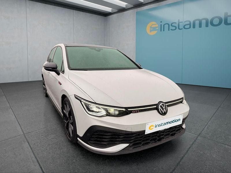 Weiß Gebraucht 2023 VW Golf VIII GTI Kleinwagen | 33.699 € (Guter Preis) - Bild 1/4