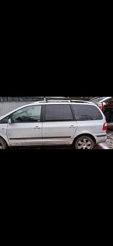 Gebraucht Ford Galaxy 150 PS (110 kW) 2005 Silber Van / Kleinbus