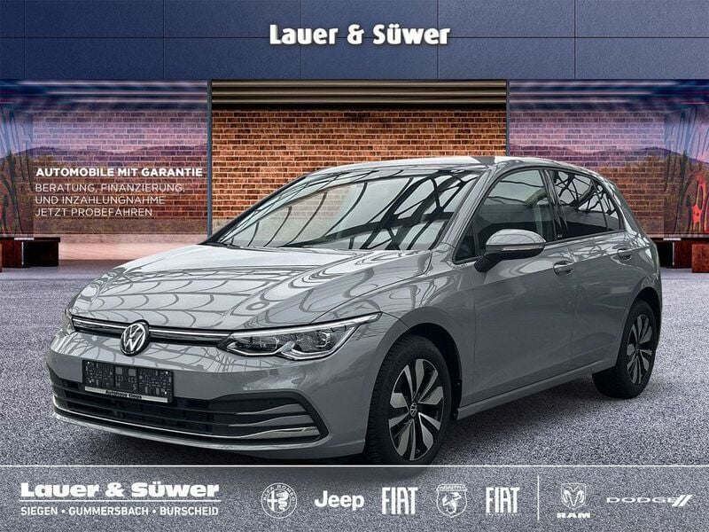Grau Gebraucht 2024 VW Golf VIII Life Limousine | 25.990 € (Fairer Preis) - Bild 1/4