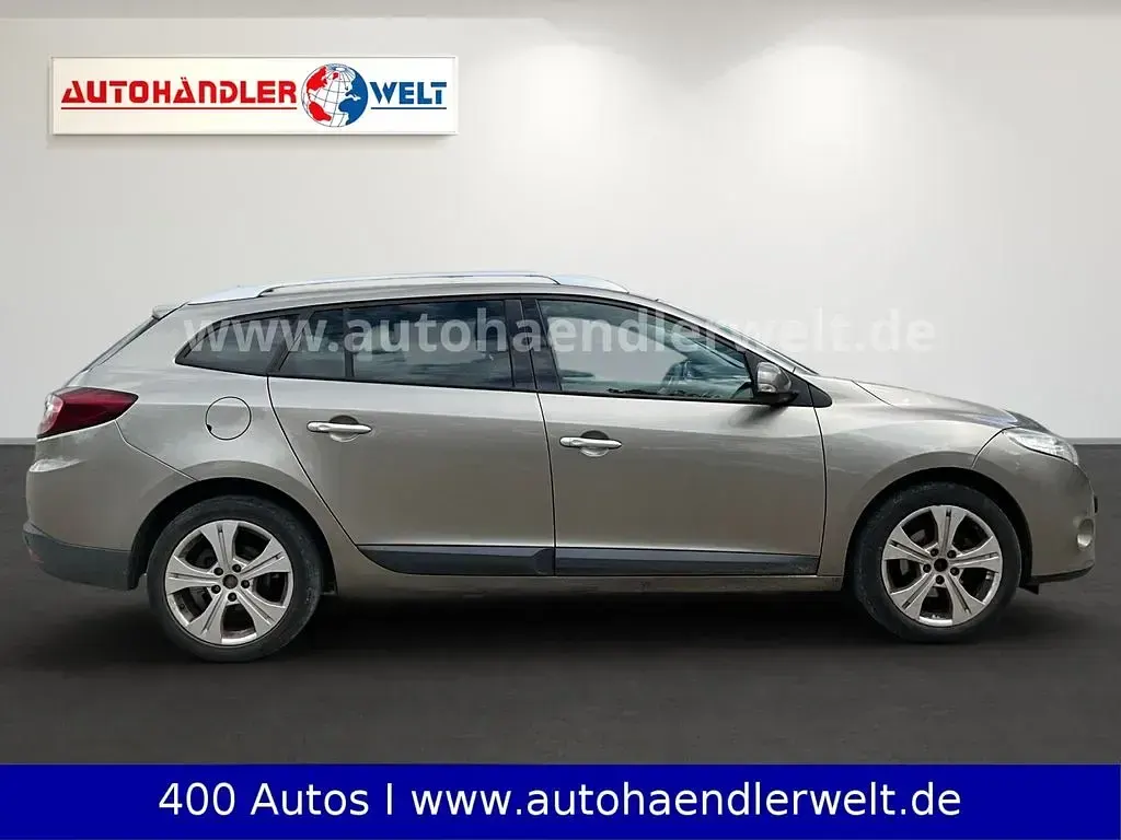 Gebraucht Renault Mégane III Dynamique 110 PS (80 kW) 2011 Beige Limousine