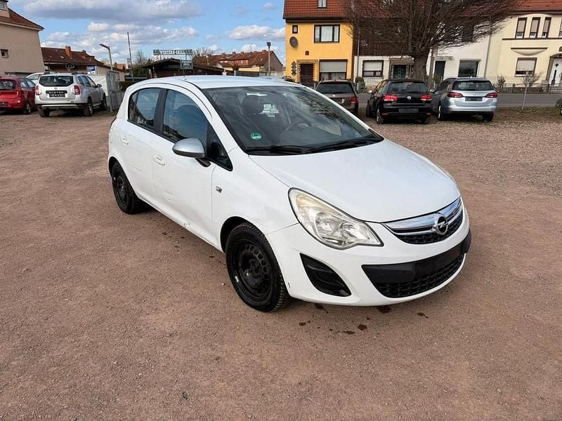 Gebraucht Opel Corsa Edition 69 PS (50 kW) 2012 Weiß Kleinwagen