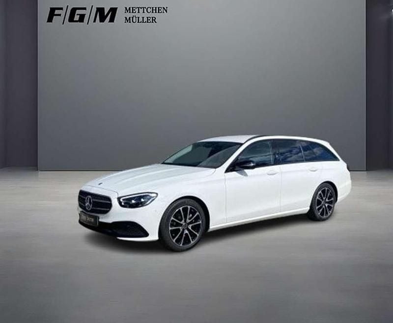 Unilack polarweiß Gebraucht 2023 Mercedes E200 Avantgarde Kombi | 39.690 € (Fairer Preis) - Bild 1/4