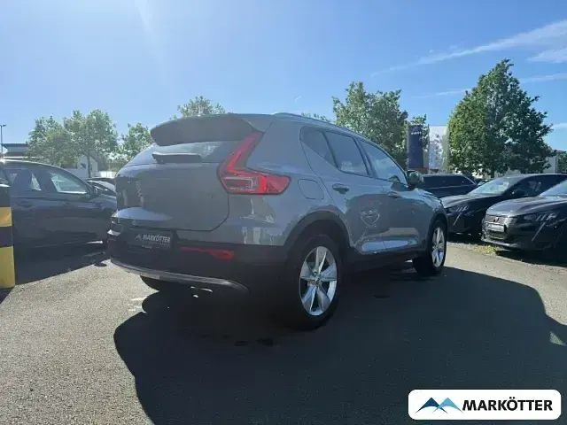 Gebraucht Volvo XC40 Core 129 PS (94 kW) 2023 Grau SUV
