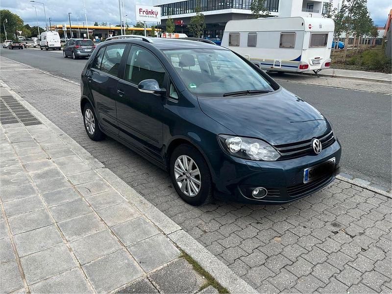 Blau Gebraucht 2010 VW Golf Plus Trendline Van / Kleinbus | 5.900 € (Superpreis) - Bild 1/4
