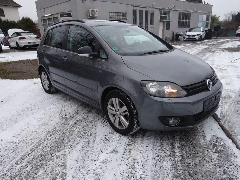Gebraucht VW Golf Plus Cross Match 122 PS (89 kW) 2012 Grau Van / Kleinbus