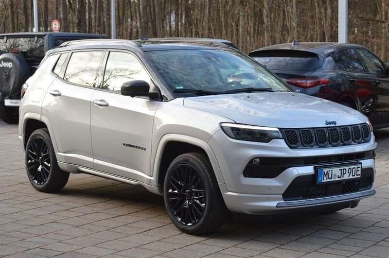 Glacier silver Gebraucht 2023 Jeep Compass SUV | 30.900 € (Fairer Preis) - Bild 1/4