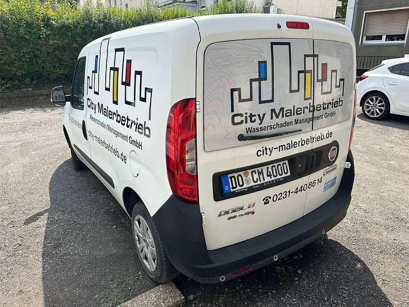 Gebraucht Fiat Doblò 95 PS (69 kW) 2017 Weiß Van / Kleinbus