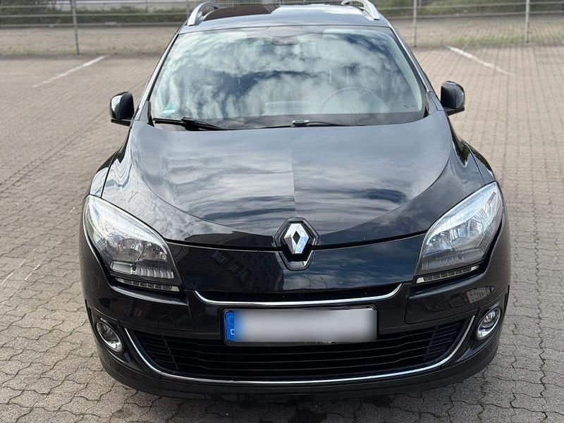 Schwarz Gebraucht 2013 Renault Mégane GrandTour Bose Edition Kombi | 4.000 € (Fairer Preis) - Bild 1/4