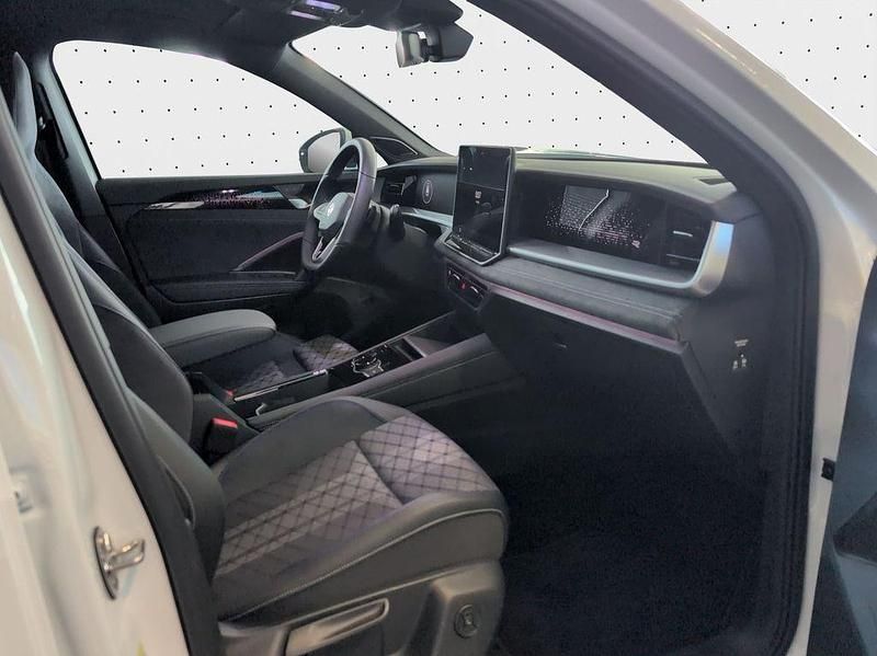 Gebraucht VW Tayron R-line 193 PS (141 kW) 2025 Pure white SUV