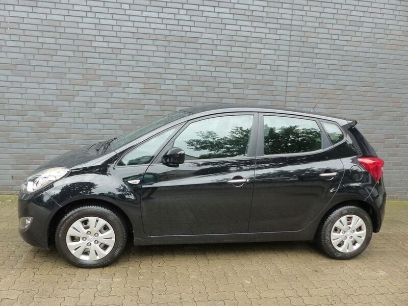 Phantom black / mic Gebraucht 2013 Hyundai ix20 Trend Van / Kleinbus | 8.995 € (Guter Preis) - Bild 1/4