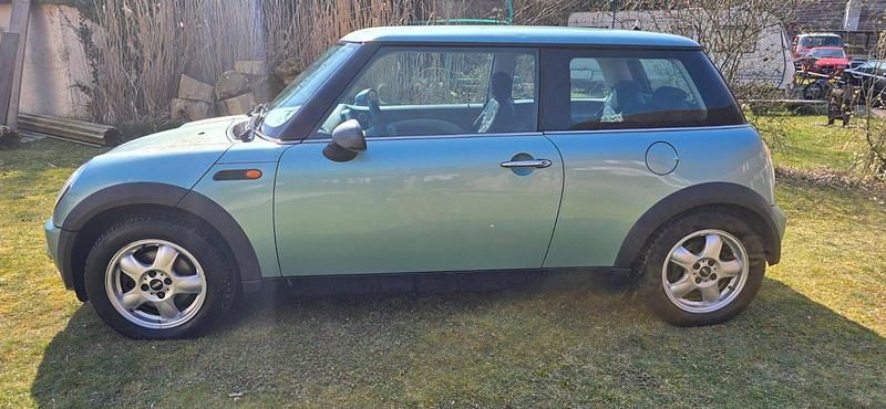 Gebraucht Mini ONE 90 PS (66 kW) 2001 Grün Kleinwagen