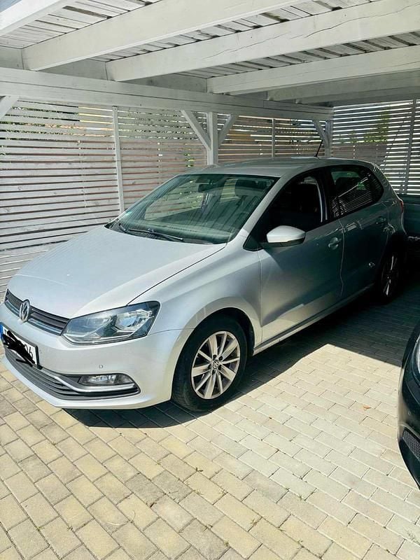 Silber Gebraucht 2017 VW Polo Comfortline Kleinwagen | 6.800 € (Superpreis) - Bild 1/4