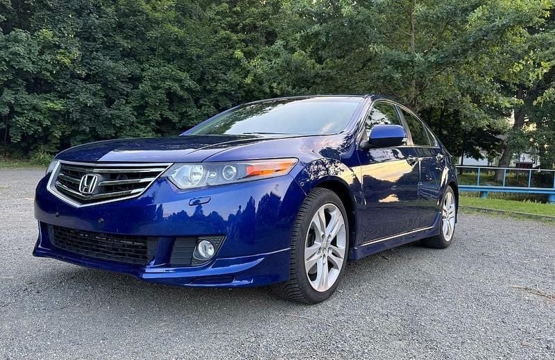 Blau Gebraucht 2010 Honda Accord Type S Limousine | 10.399 € (Fairer Preis) - Bild 1/4