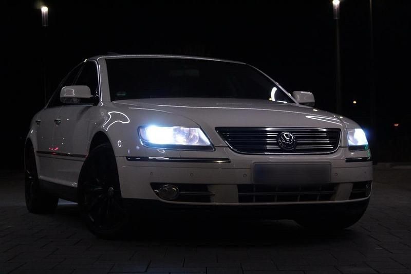 Weiß Gebraucht 2007 VW Phaeton Limousine | 10.000 € - Bild 1/4