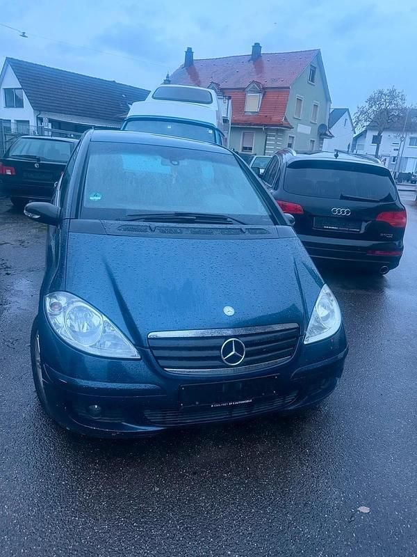 Gebraucht Mercedes A180 109 PS (80 kW) 2005 Blau Limousine