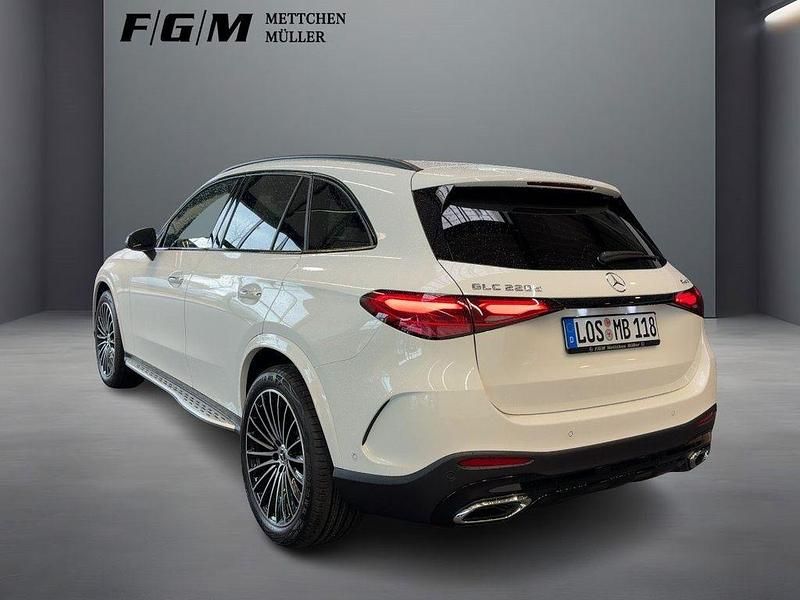 Gebraucht Mercedes GLC220 AMG 197 PS (144 kW) 2026 Weiß SUV