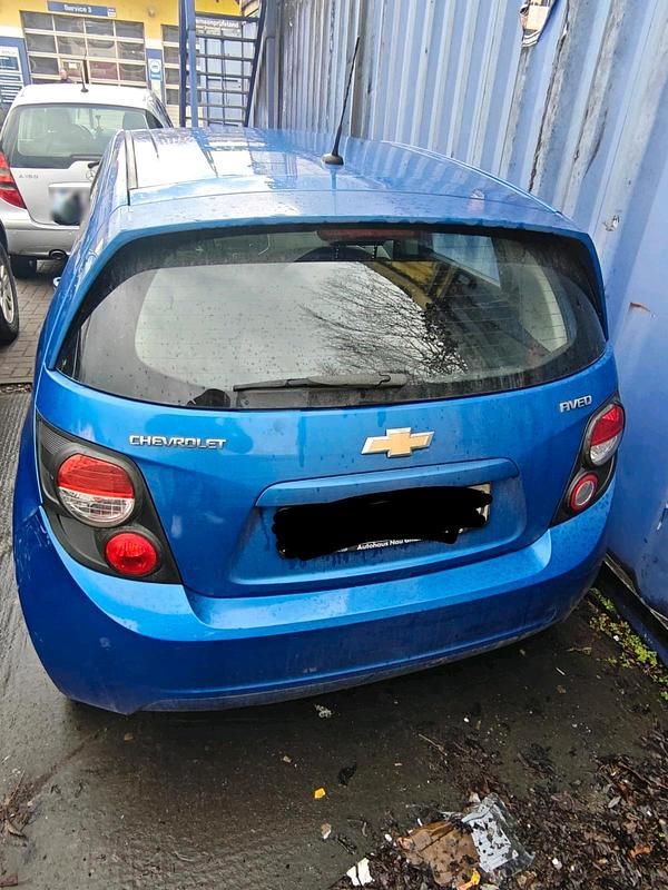 Gebraucht Chevrolet Aveo 86 PS (63 kW) 2011 Blau Kleinwagen