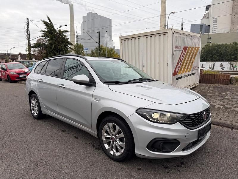Silber Gebraucht 2019 Fiat Tipo Kombi | 4.900 € (Fairer Preis) - Bild 1/4