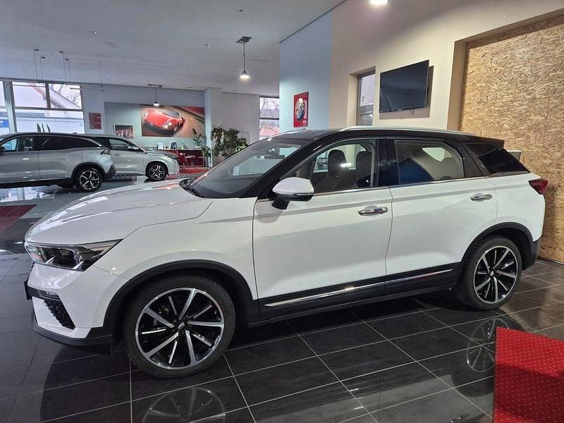 Weiß Gebraucht 2021 Bestune T77 SUV | 19.480 € - Bild 1/4