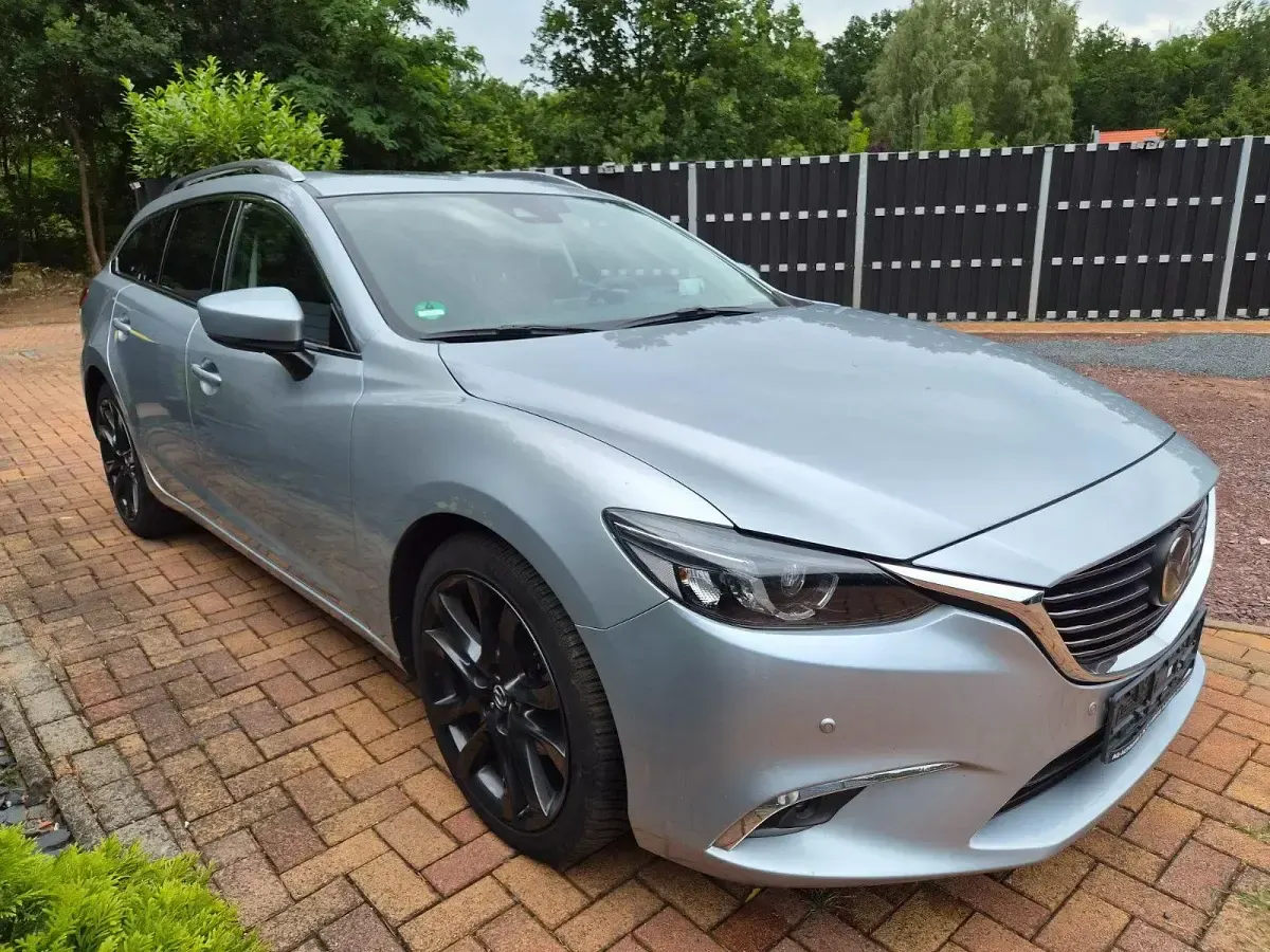 Gebraucht Mazda 6 Nakama Intense 175 PS (128 kW) 2016 Silber Kombi
