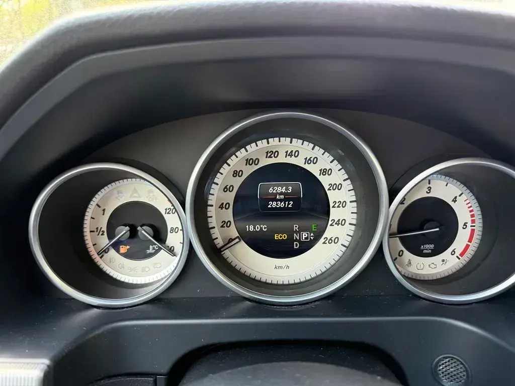 Second-hand Mercedes E250 204 CP (150 kW) 2015 Negru Break