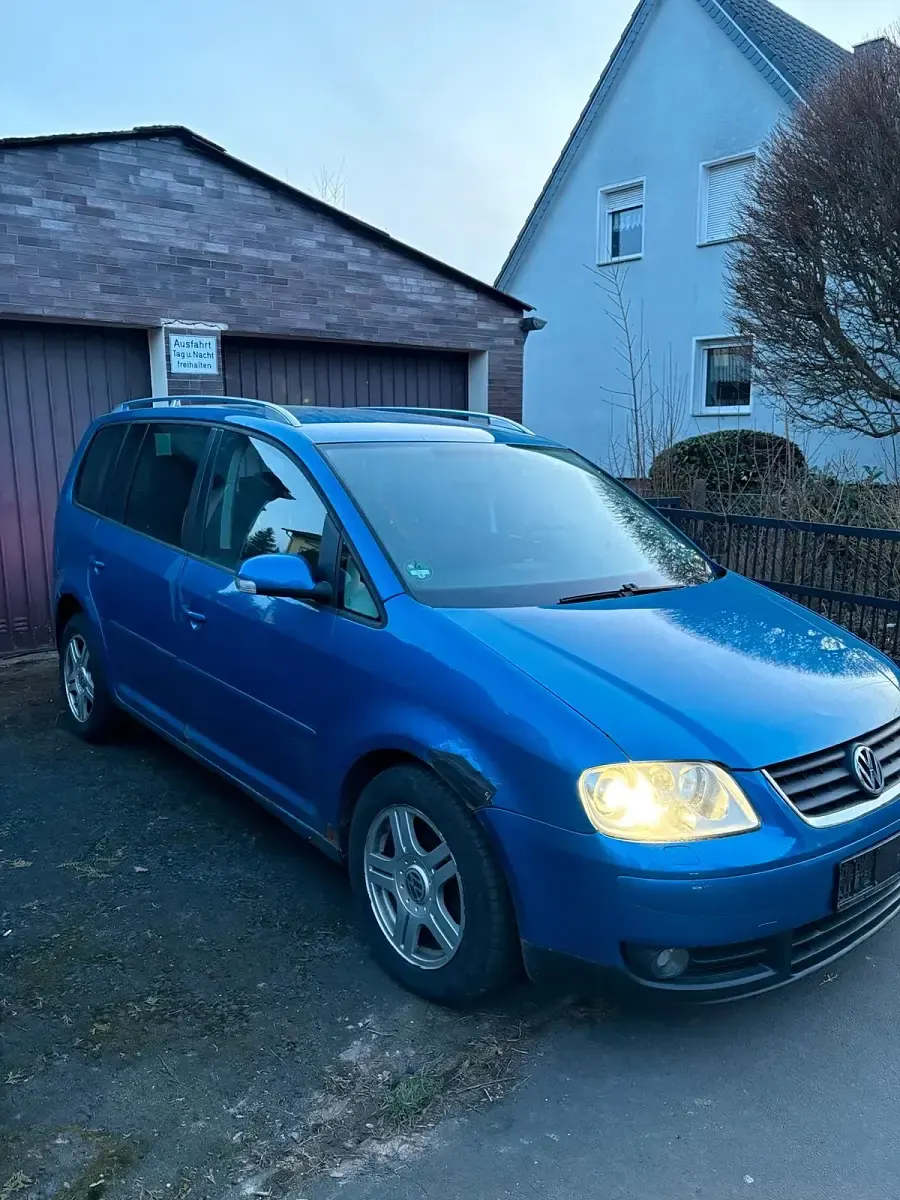 Brugt VW Touran 140 HK (102 kW) 2004 Blå MPV