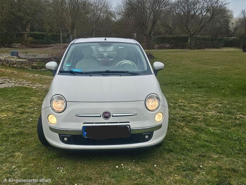 Gebraucht Fiat 500 Lounge 69 PS (50 kW) 2011 Weiß Kleinwagen