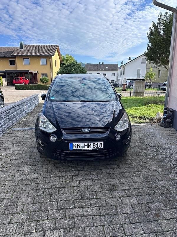 Schwarz Gebraucht 2014 Ford S-MAX S Van / Kleinbus | 6.500 € - Bild 1/4