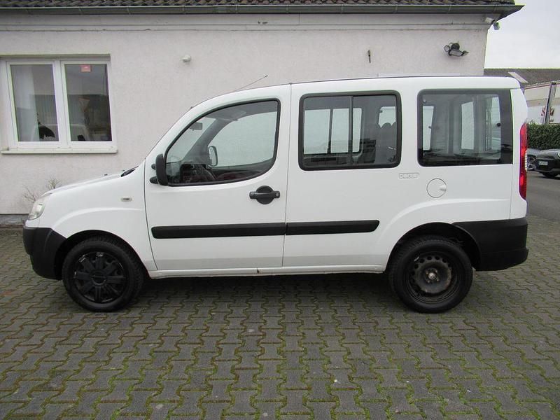 Gebraucht Fiat Doblò Active 77 PS (56 kW) 2009 Weiß Van / Kleinbus