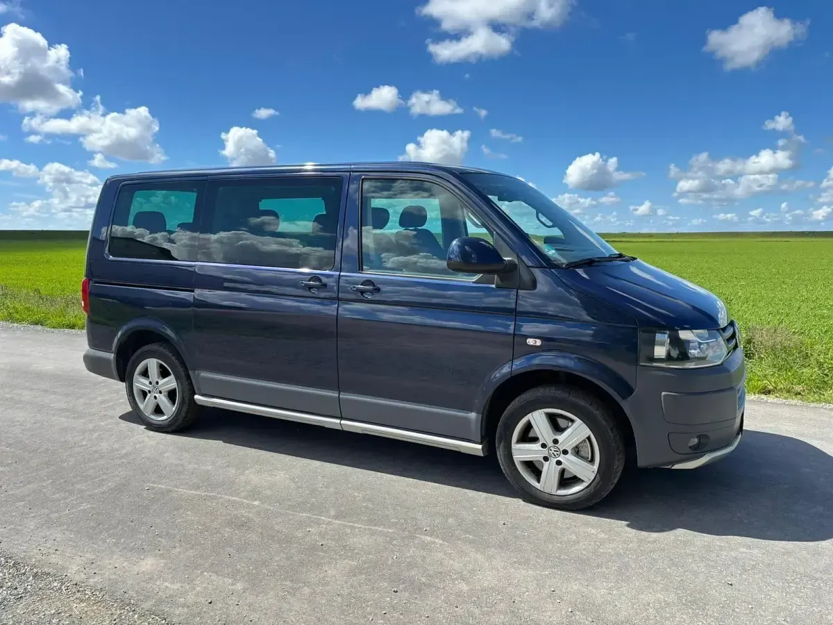 Gebraucht VW Multivan PanAmericana 179 PS (131 kW) 2011 Blau Van / Kleinbus