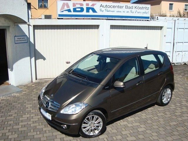 Gebraucht Mercedes A150 95 PS (69 kW) 2009 Braun Limousine