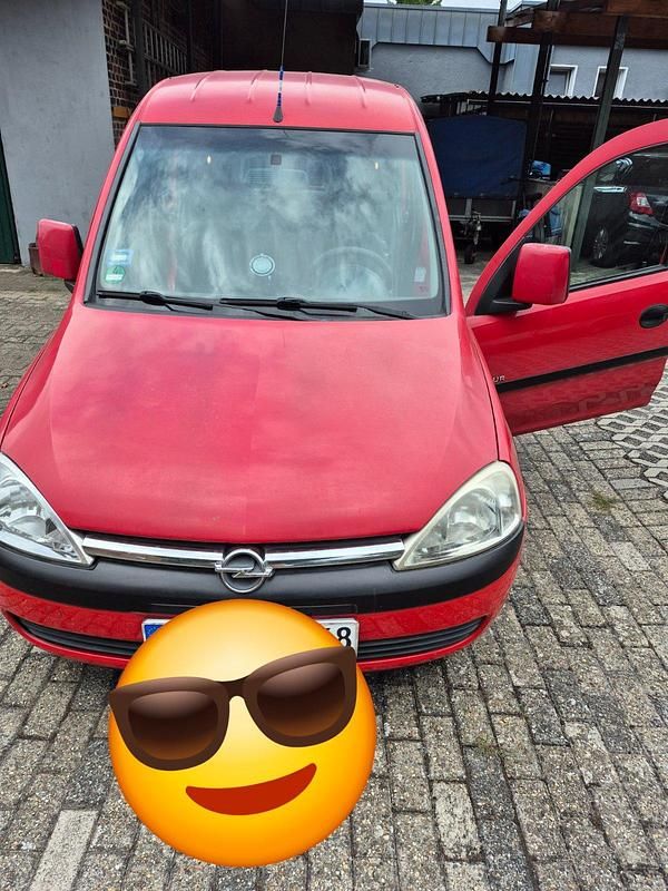 Rot Gebraucht 2002 Opel Combo Van / Kleinbus | 1.300 € (Fairer Preis) - Bild 1/4