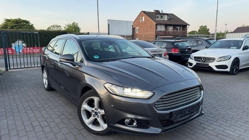 Grau Gebraucht 2015 Ford Mondeo Titanium Kombi | 6.500 € - Bild 1/4