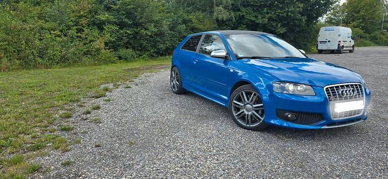 Blau Gebraucht 2007 Audi S3 Sport Limousine | 9.900 € (Fairer Preis) - Bild 1/4