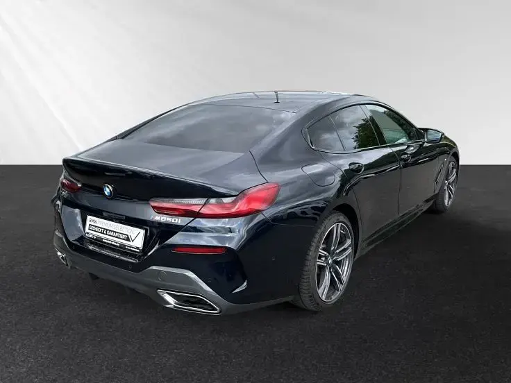 Gebraucht BMW M850 Performance 530 PS (389 kW) 2023 Carbonschwarz Coupé