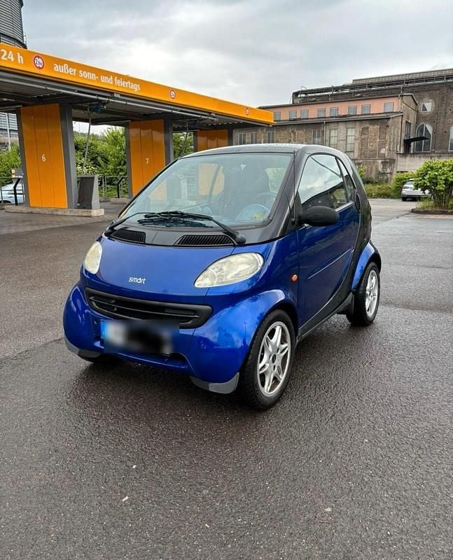 Blau Gebraucht 2000 Smart ForTwo Coupé Kleinwagen | 1.500 € (Fairer Preis) - Bild 1/4
