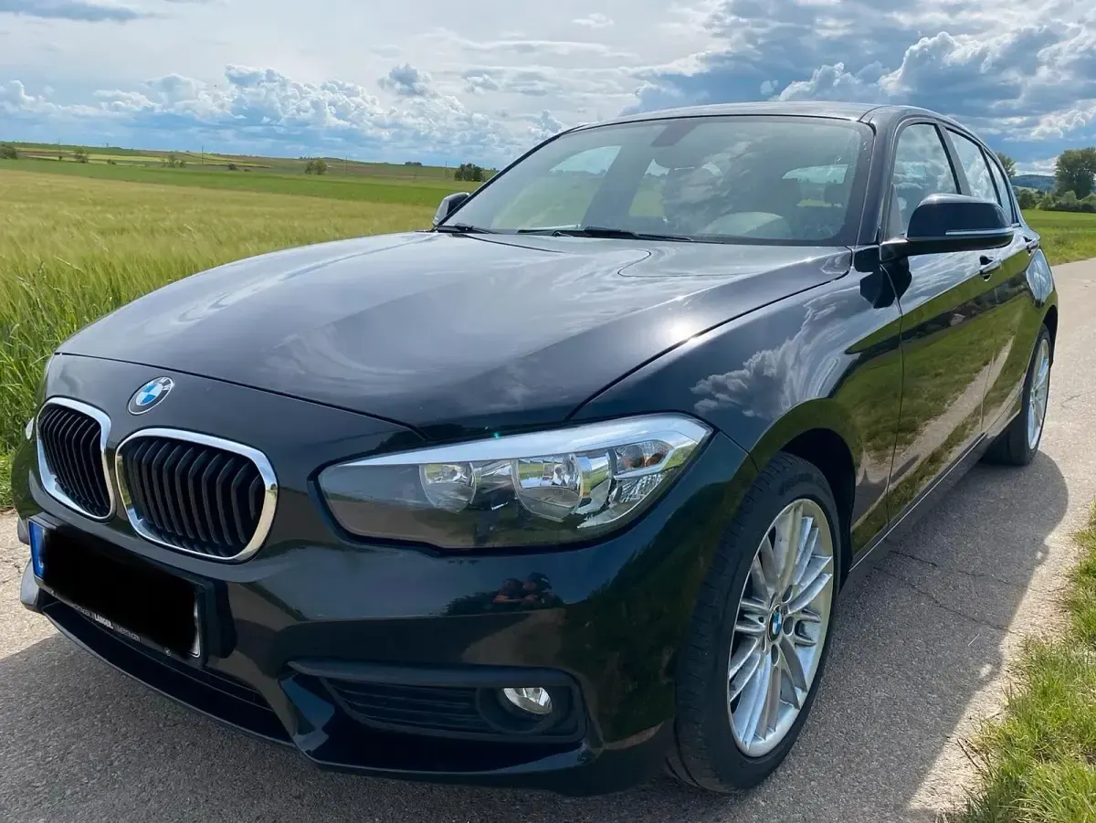 Gebraucht BMW 116 116 PS (85 kW) 2016 Schwarz Kleinwagen